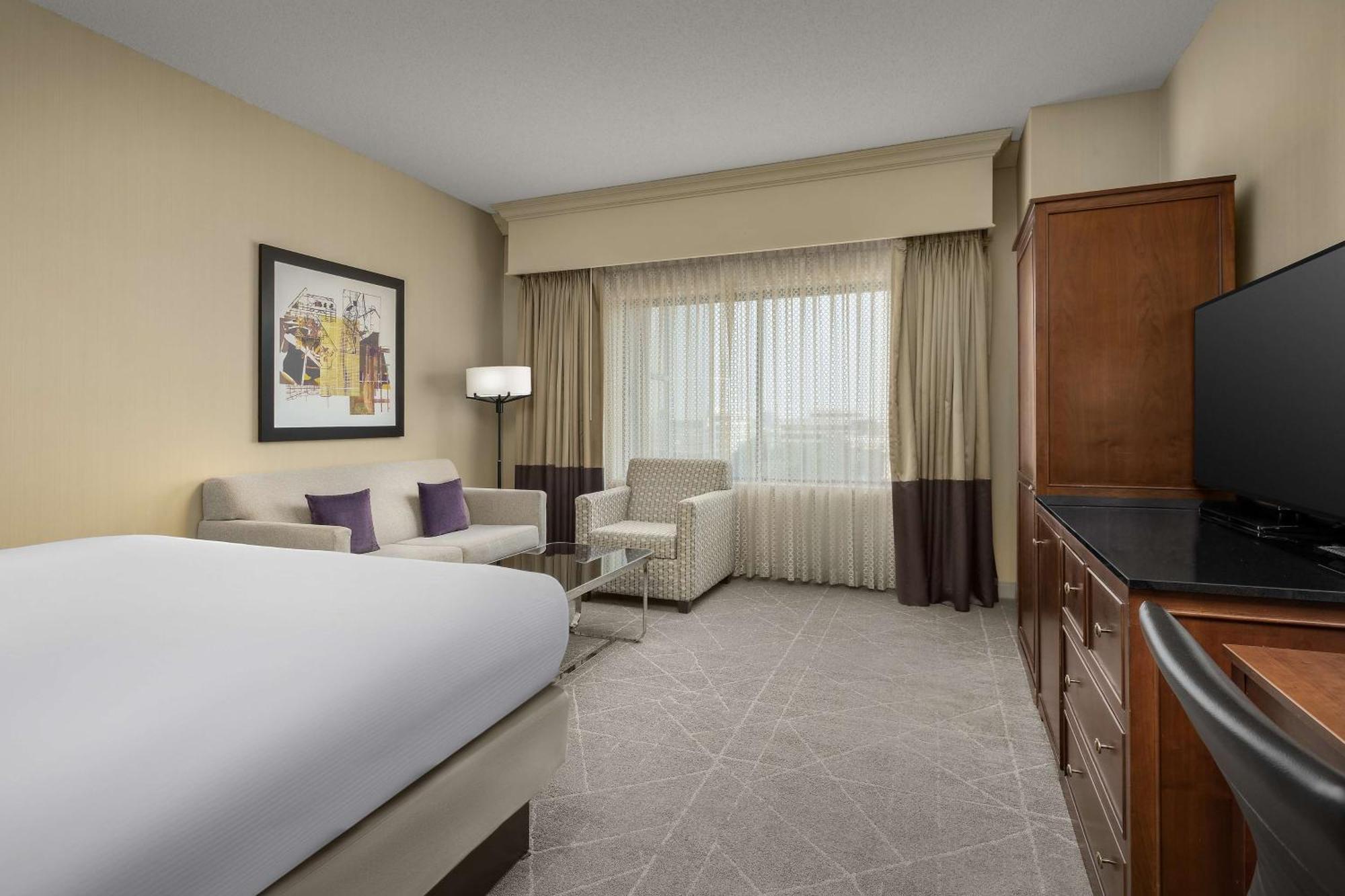 Doubletree By Hilton Chicago O'Hare Airport-Rosemont Hotel Bagian luar foto