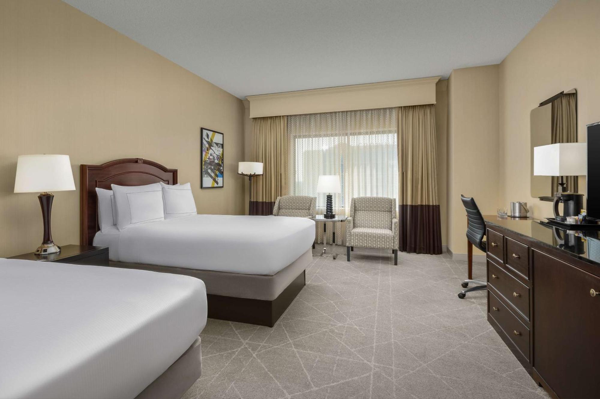 Doubletree By Hilton Chicago O'Hare Airport-Rosemont Hotel Bagian luar foto