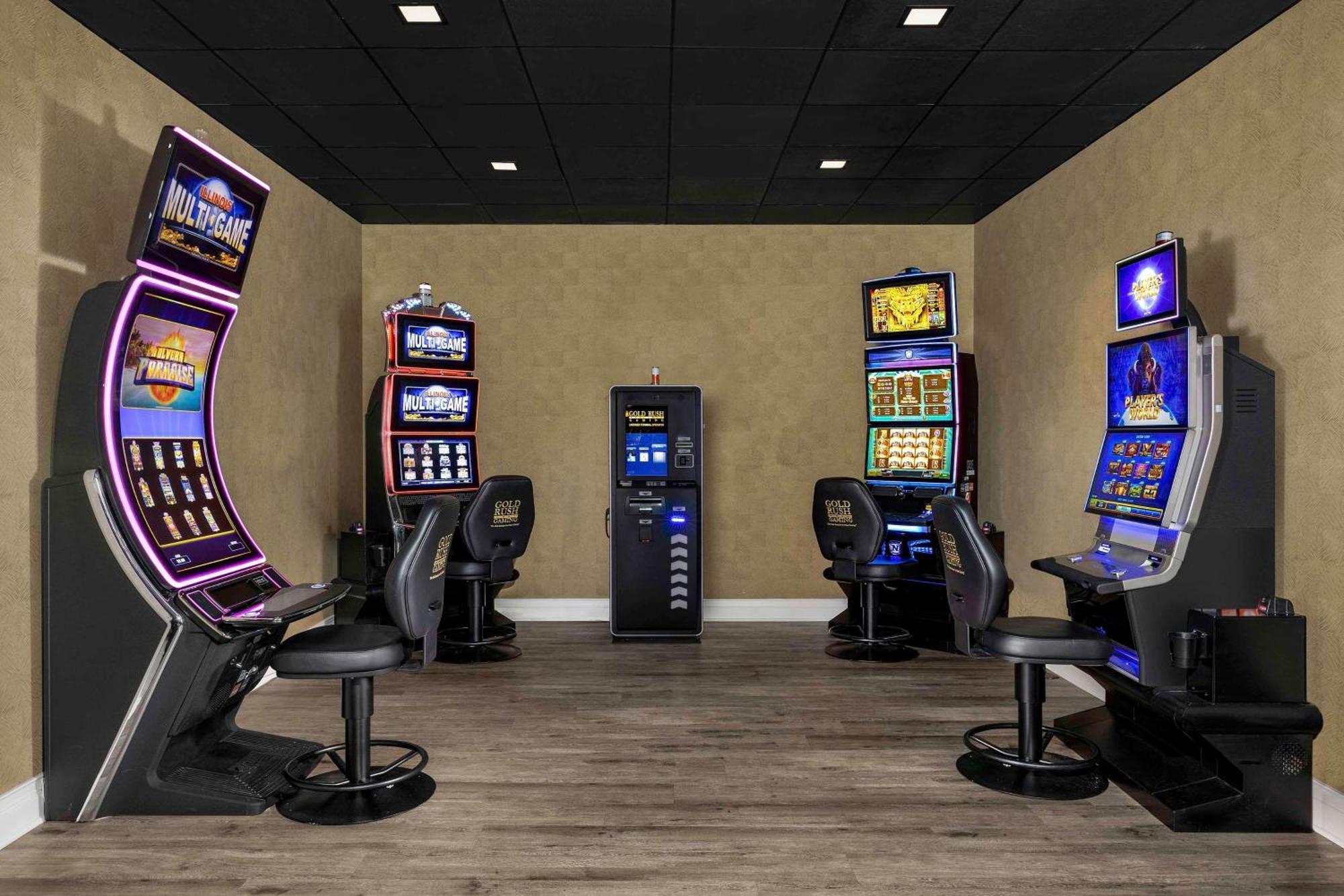 Doubletree By Hilton Chicago O'Hare Airport-Rosemont Hotel Bagian luar foto